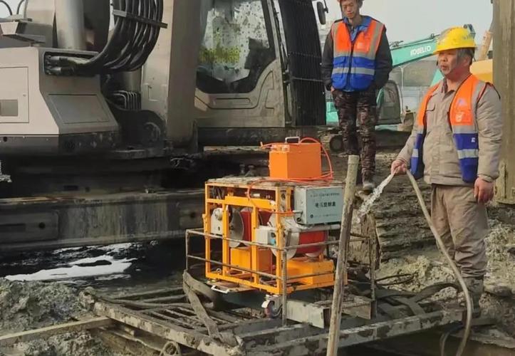 助力武汉新地标地下工程精准施工中联重科旋挖钻机江城秀出超强性能